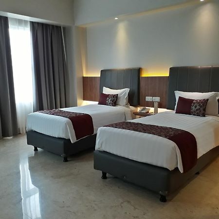 Demelia Hotel ماكاسار المظهر الخارجي الصورة