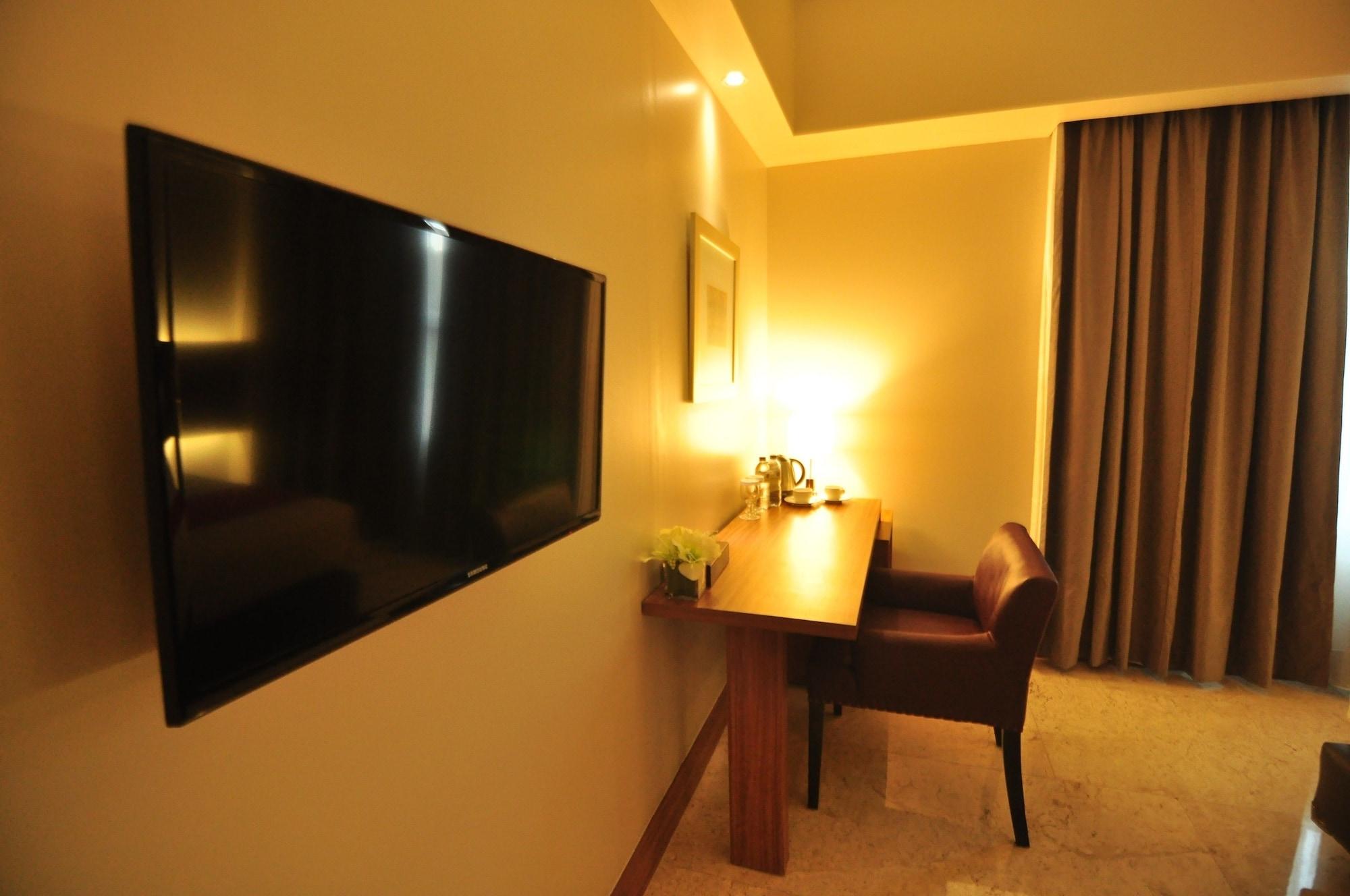 Demelia Hotel ماكاسار المظهر الخارجي الصورة