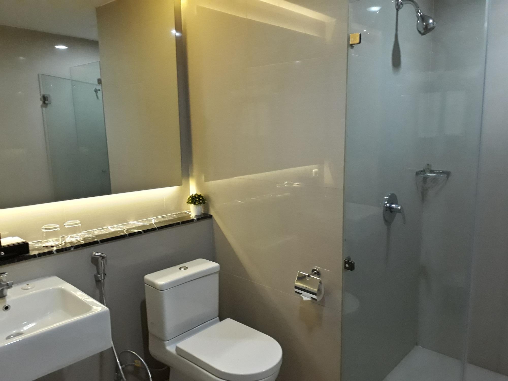 Demelia Hotel ماكاسار المظهر الخارجي الصورة