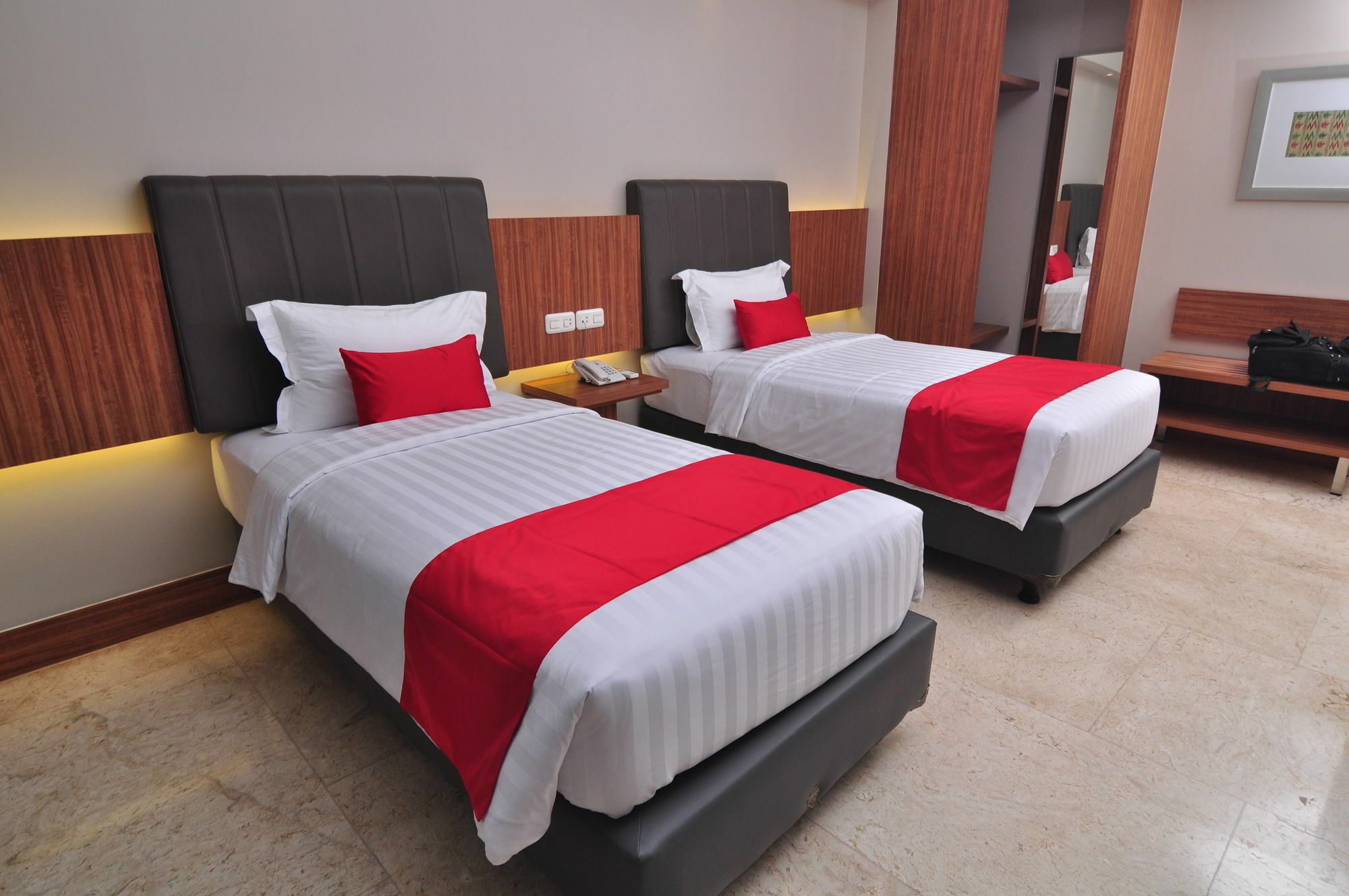 Demelia Hotel ماكاسار المظهر الخارجي الصورة