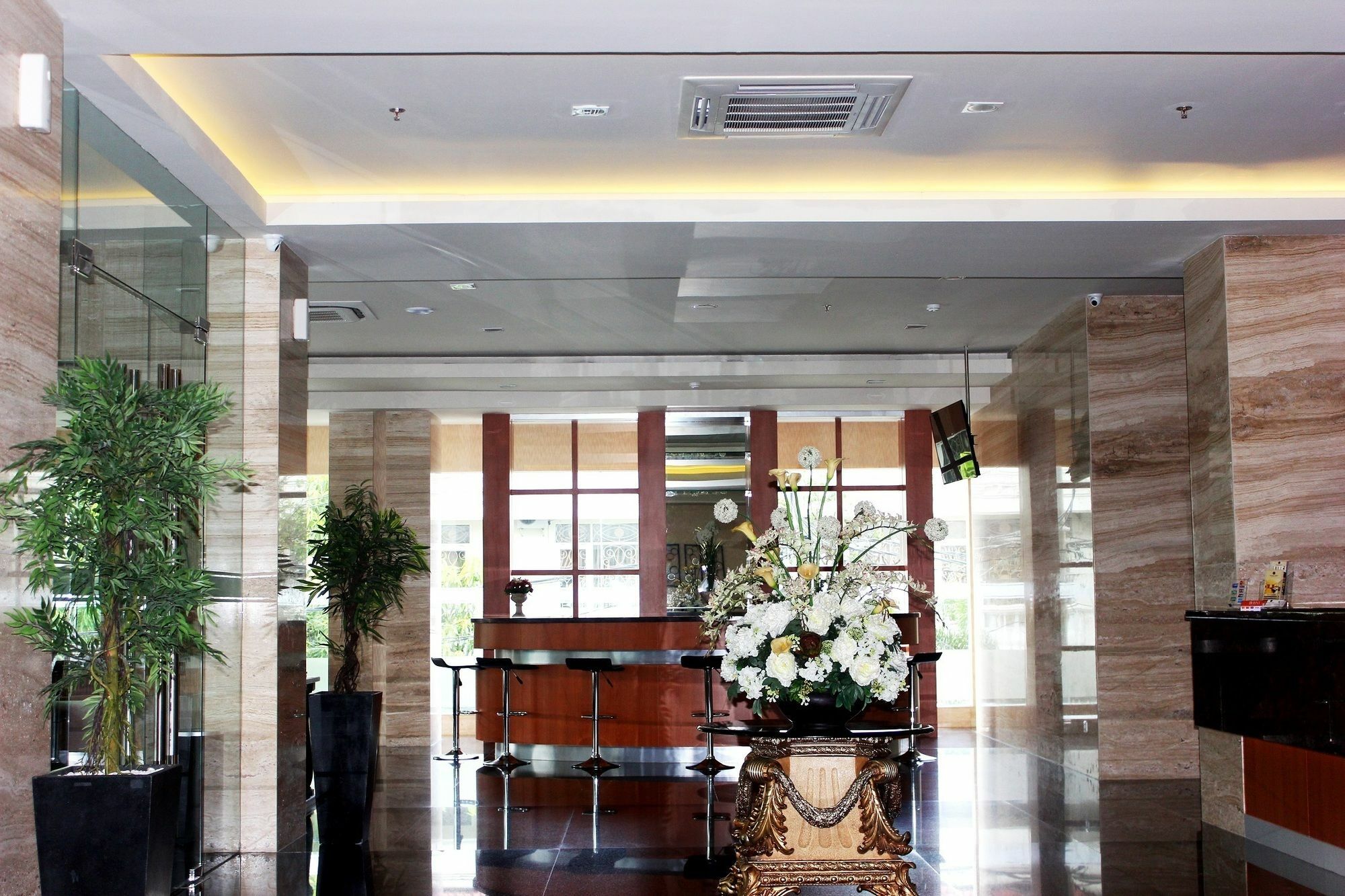 Demelia Hotel ماكاسار المظهر الخارجي الصورة